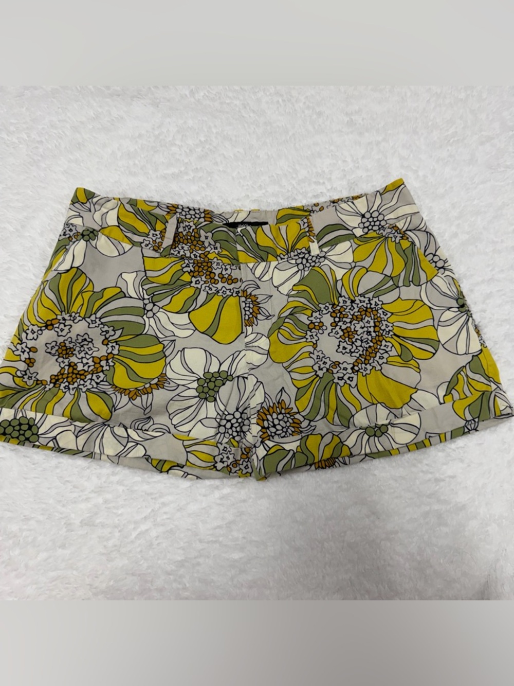 Mossimo Floral Shorts Size 8